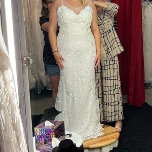 White Sheath Wedding Dress